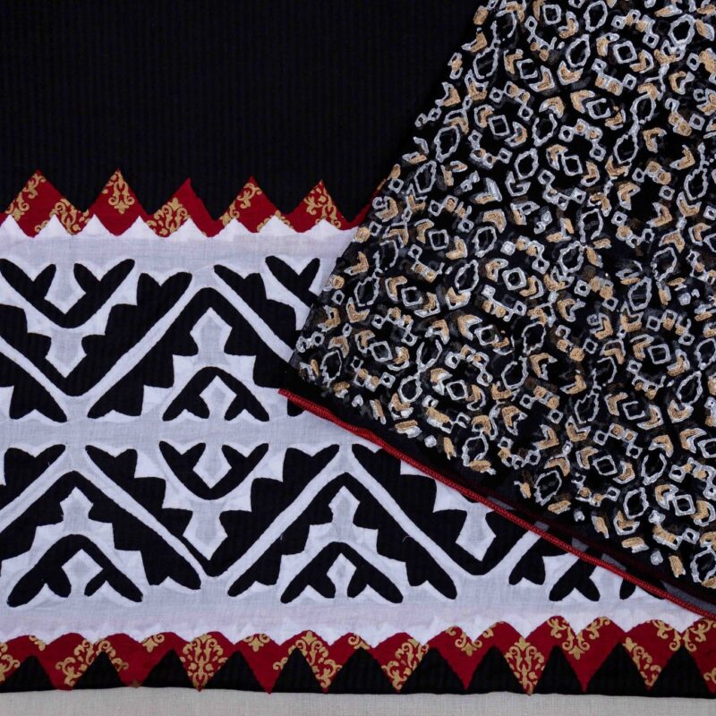 Black textured lawn with rilli