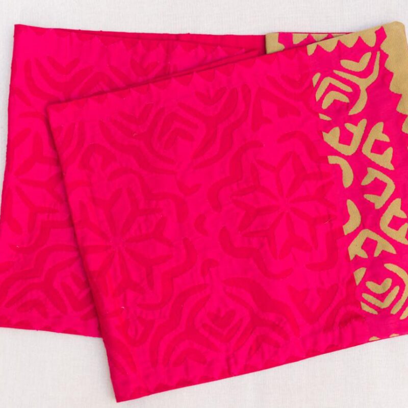 Red Runner with Full Rilli Detailing